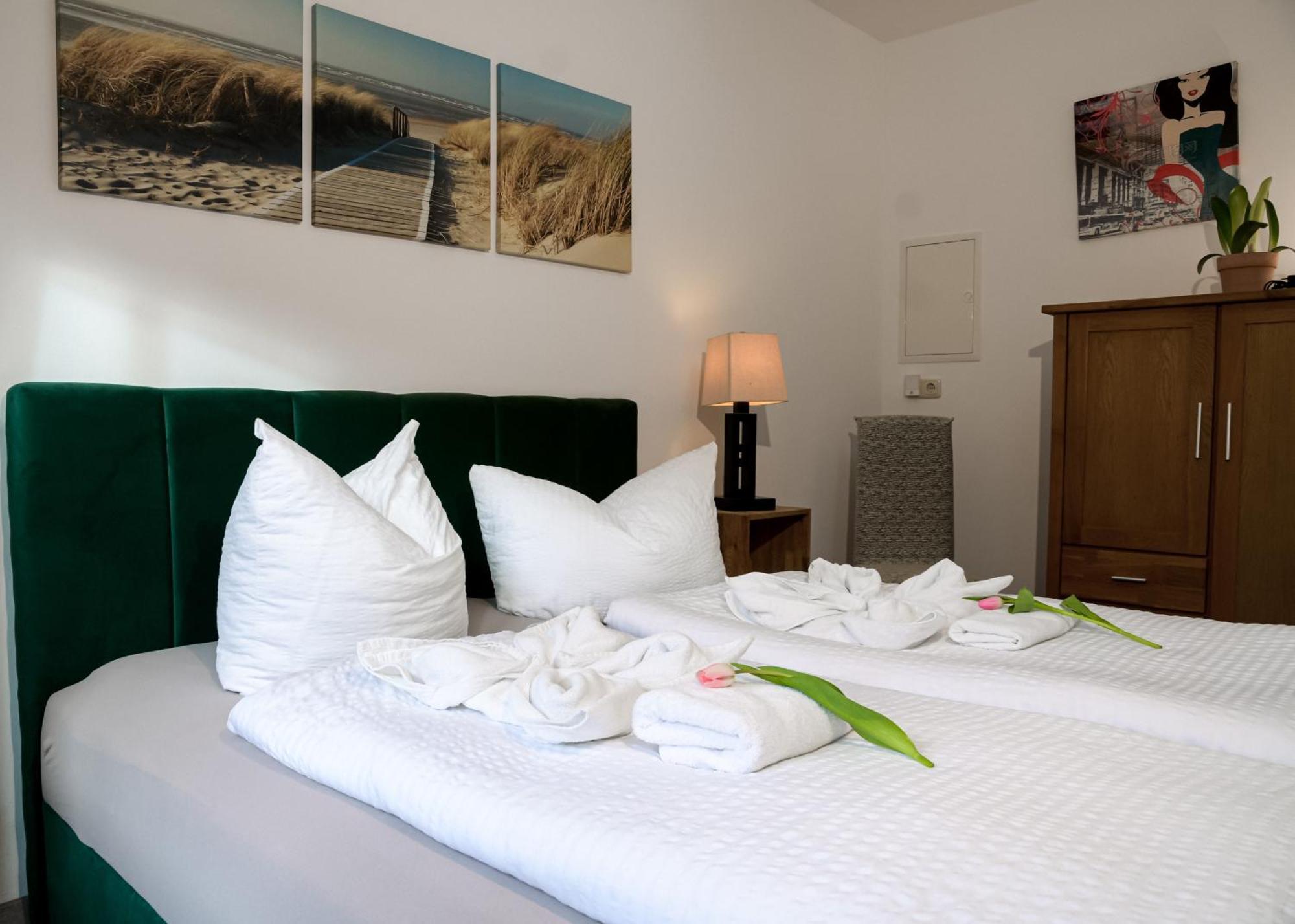 Hotel Trobischhof Dresda Esterno foto